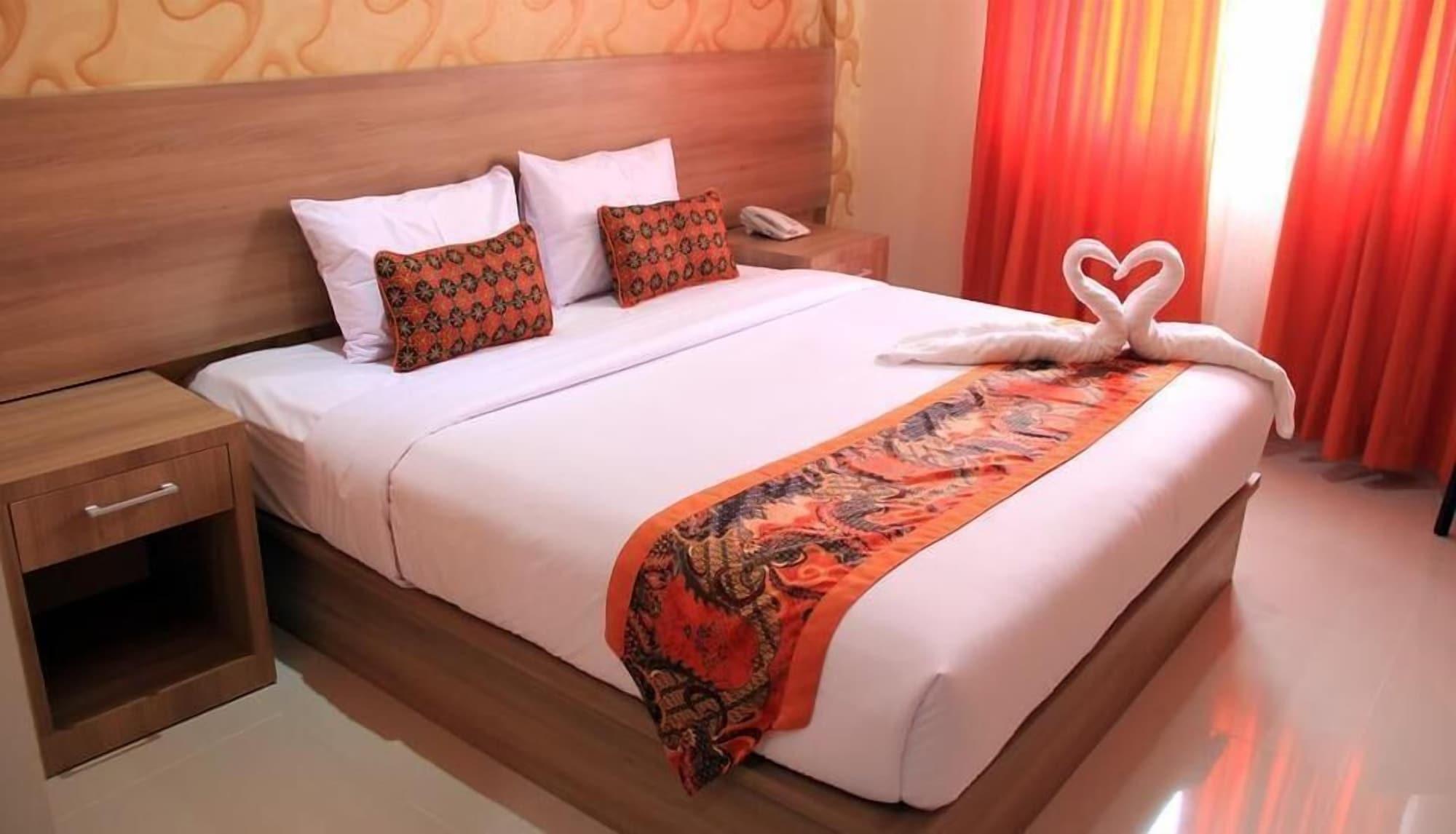 פדאנג New D'Dhave Hotel מראה חיצוני תמונה
