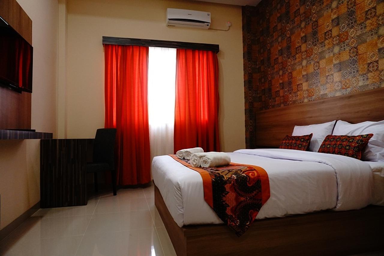 פדאנג New D'Dhave Hotel מראה חיצוני תמונה