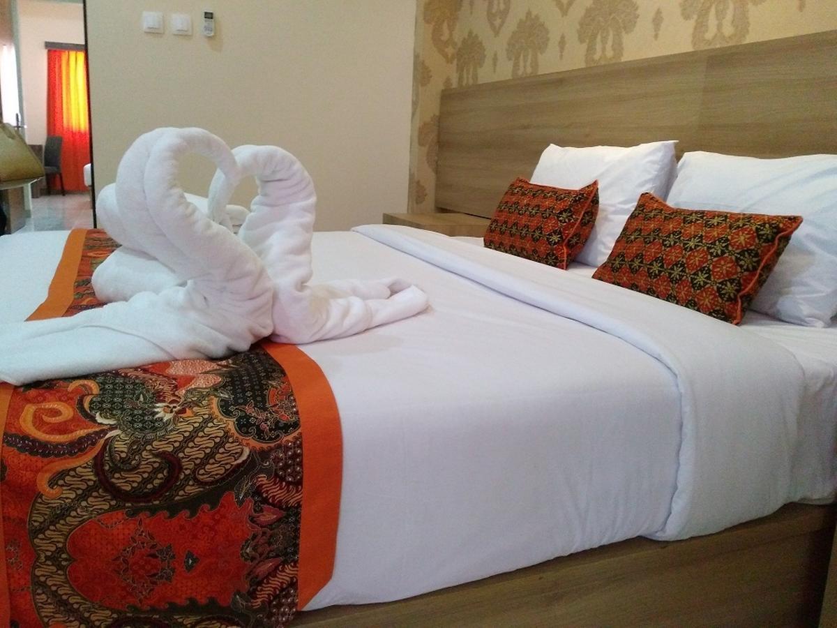 פדאנג New D'Dhave Hotel מראה חיצוני תמונה